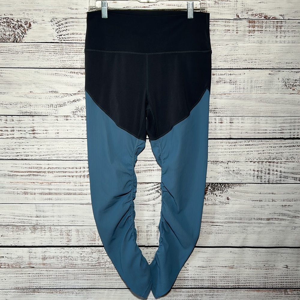 Zyia Storm Parallel Luxe high rise leggings medium - Picture 5 of 16